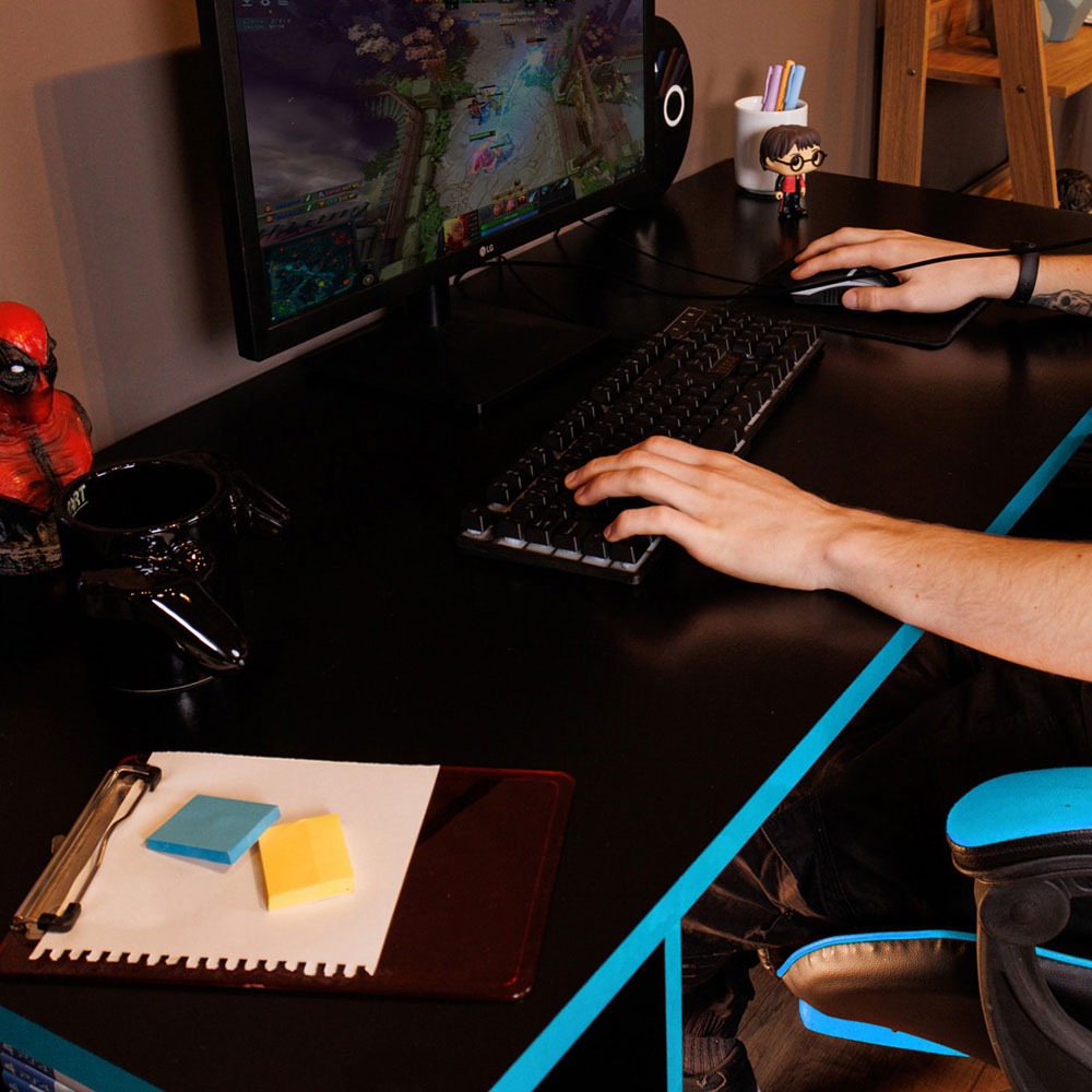 Escritorio Gamer Para PC y Consola Negro/Azul