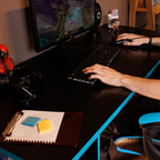 Escritorio Gamer 136 cm Negro/Azul Madesa